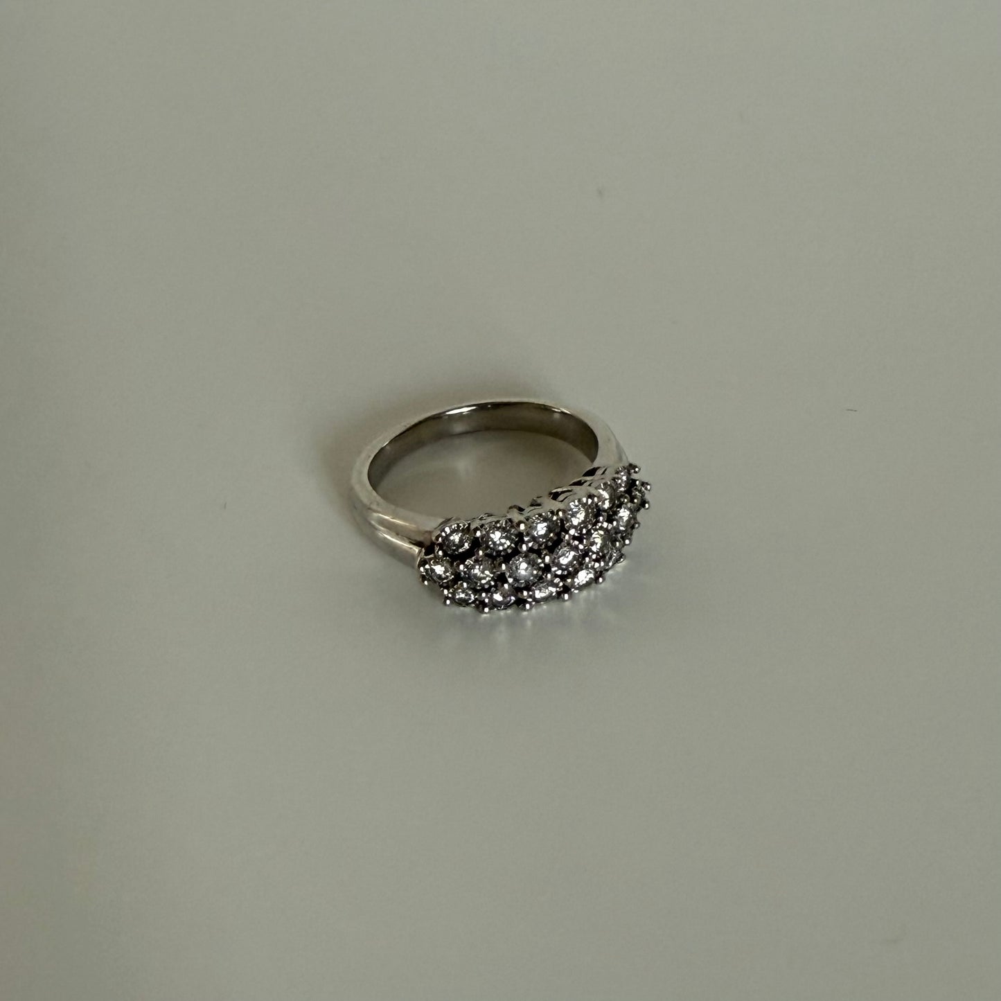 SECONDHAND - Silver cluster ring