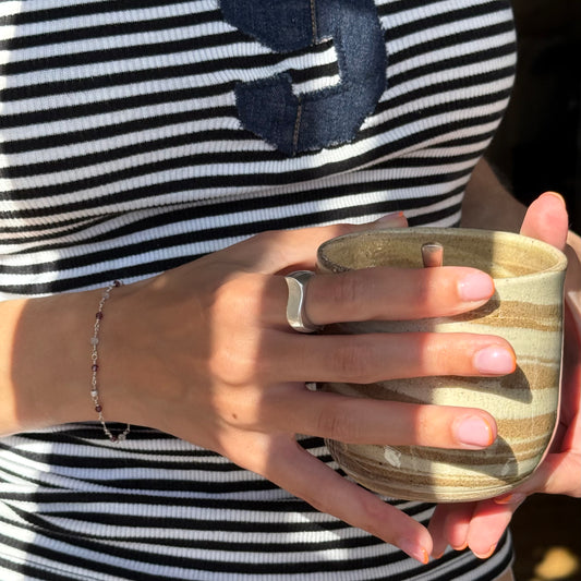 SECONDHAND - Silver curved band ring