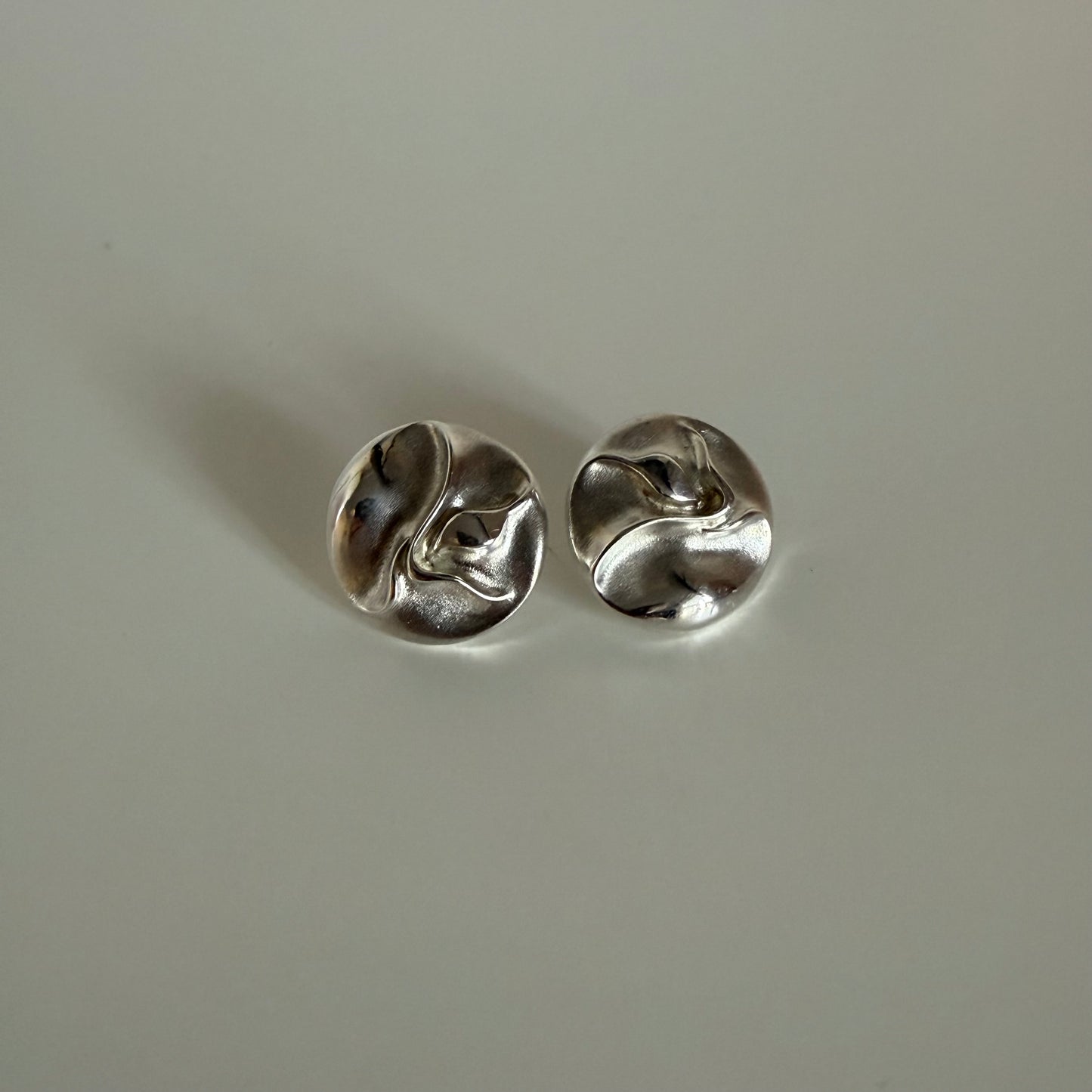 SECONDHAND - Organic textured earrings